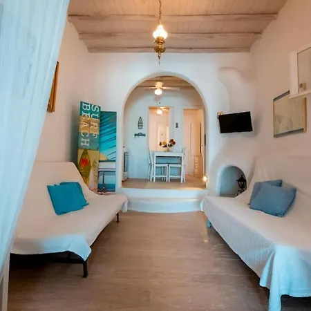 Holiday home Huge Mykonos. Ideal For 8-12 Guests Mykonos Town