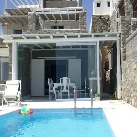 Huge Mykonos. Ideal For 8-12 Guests Holiday home *
