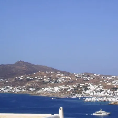 Huge Mykonos. Ideal For 8-12 Guests Holiday home *