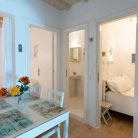 Holiday home Huge Mykonos. Ideal For 8-12 Guests Mykonos Town